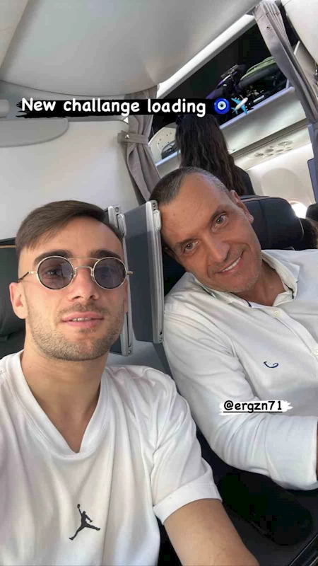 Yunus Akgün, Leicester City için yola çıktı
