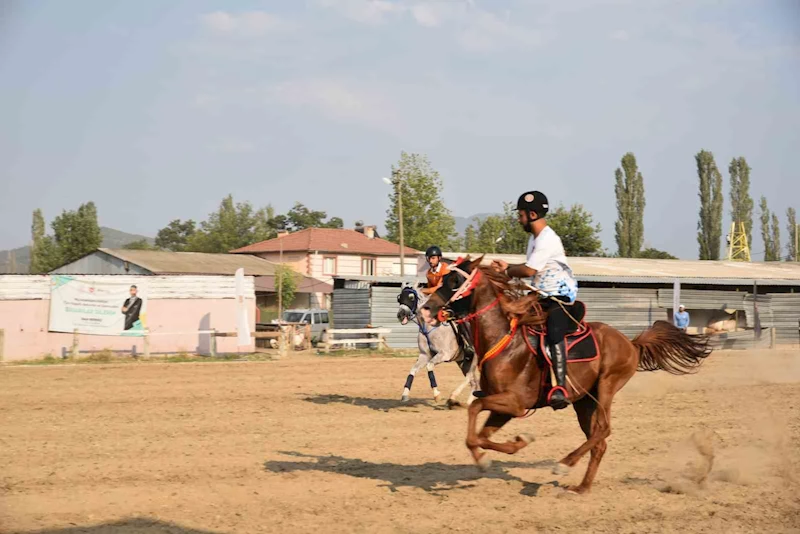 Atlı Cirit Türkiye Şampiyonası, Sındırgı’da gerçekleşti
