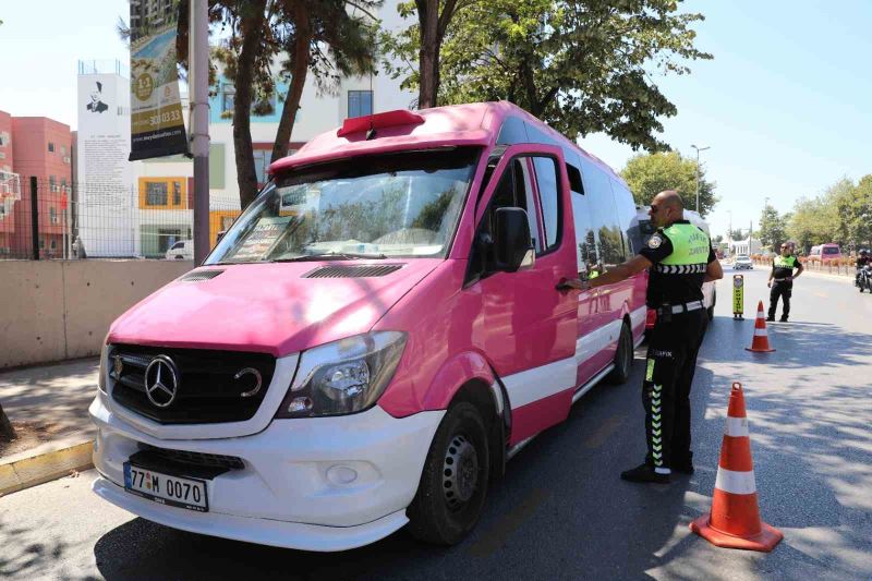 Yalova’da zabıtadan minibüslere klima denetimi
