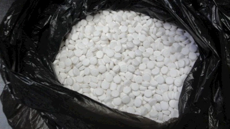 Sınırda uyuşturucu yapımında kullanılan 500 tıbbi tablet ele geçirildi
