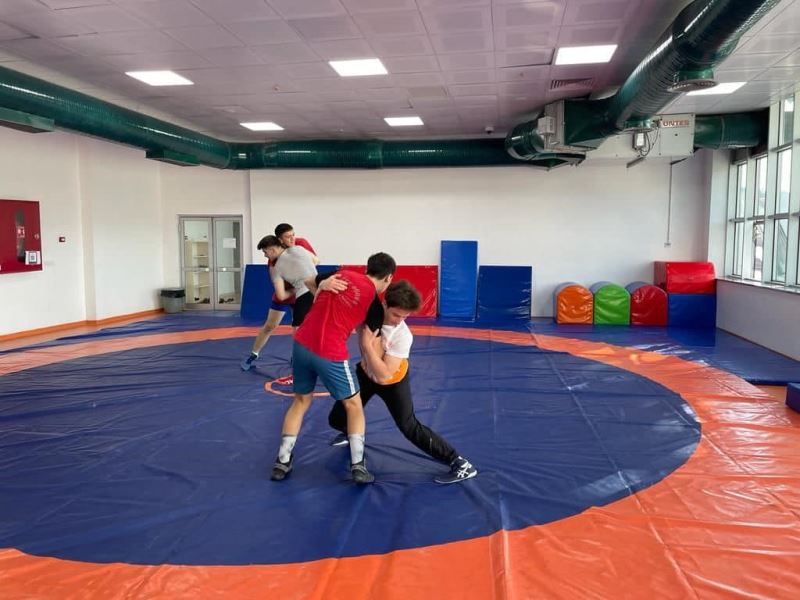 Bilecik’te gençler yaz spor okullarına akın etti