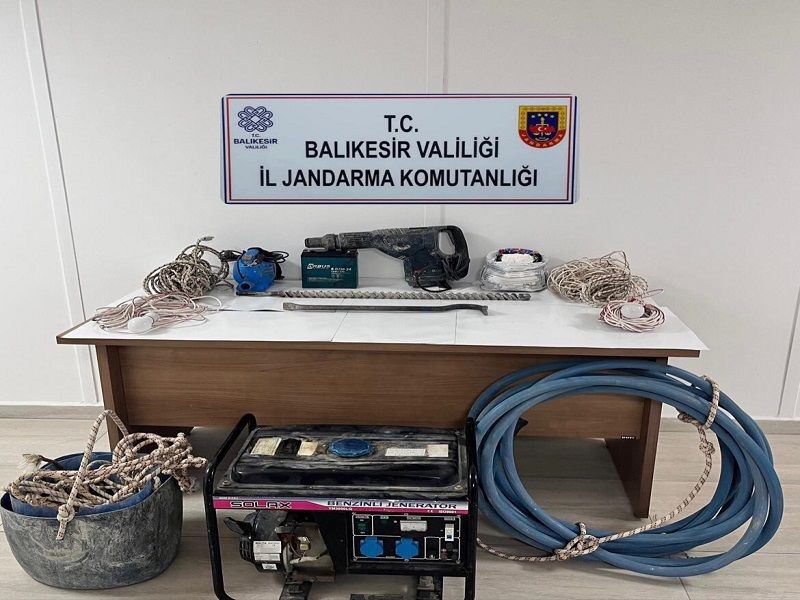 Balıkesir’de kaçakçılık ve organize suç operasyonunda 4 tutuklama
