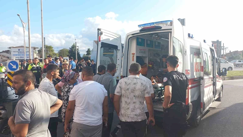 “Ambulans geç geldi” iddiasıyla polise saldırdılar