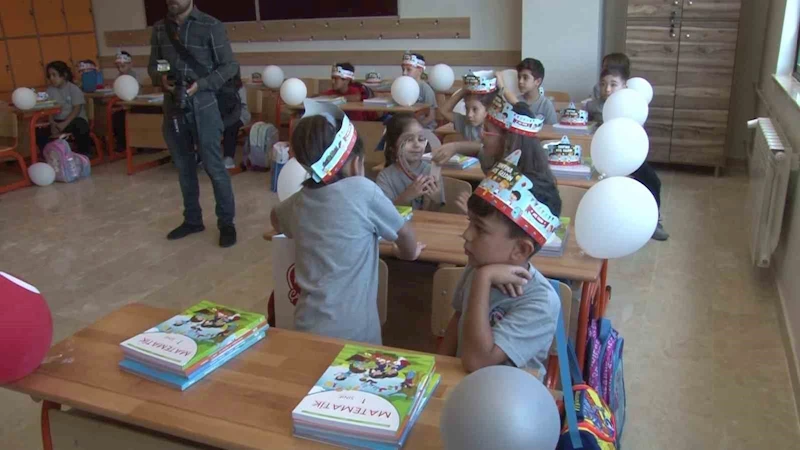 Üsküdar yeni öğretim yılına Şehit Mustafa Cambaz İlkokulu açılışıyla başladı
