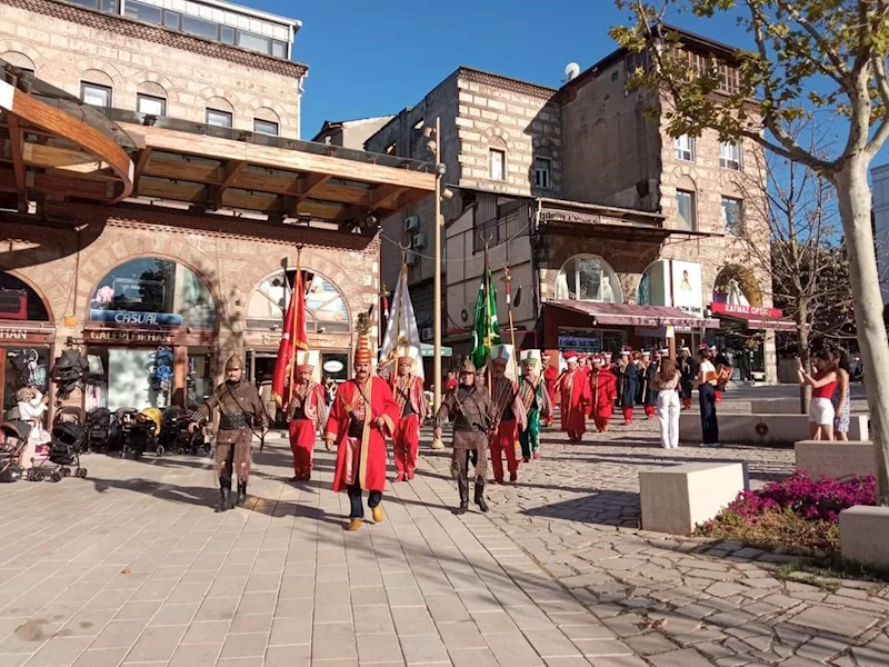 Tarihi Hanlar Bölgesi’nde kültür sanat buluşmaları sürüyor