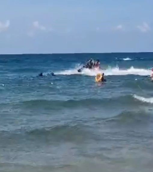 Kocaeli’de denizde can pazarı: Boğulma tehlikesi geçiren 4 kişi kurtarıldı

