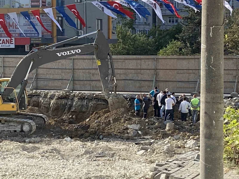 Avcılar’da İBB’nin çalışması sırasında doğalgaz borusu patladı: Mahalleli büyük panik yaşadı