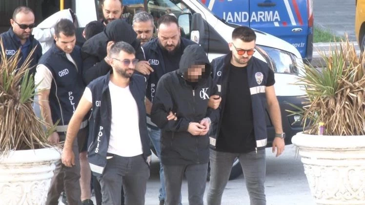 Edirne’de insan kaçakçılığı şüphesiyle yakalanan 4 kişiye adli kontrol
