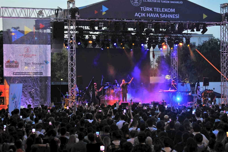 Türk Telekom, Beyoğlu Kültür Yolu Festivali kapsamında AKM’de yeni etkinlikler düzenleyecek
