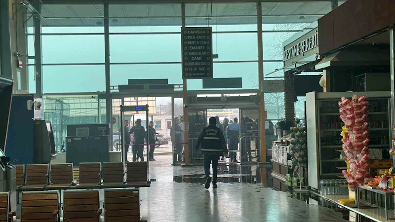 Bursa Şehirlerarası Otobüs Terminali’nde korkutan yangın
