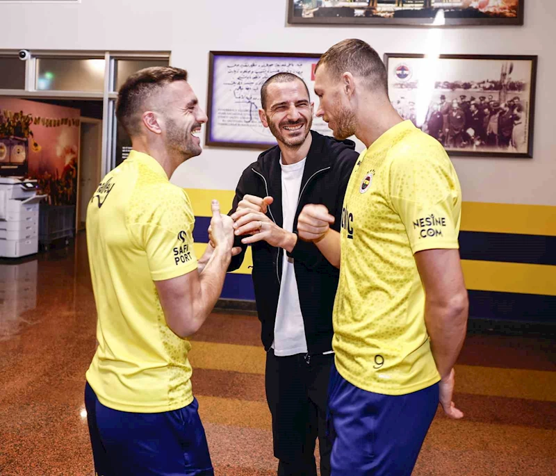 Fenerbahçe’nin yeni transferi Bonucci, takım arkadaşlarıyla bir araya geldi

