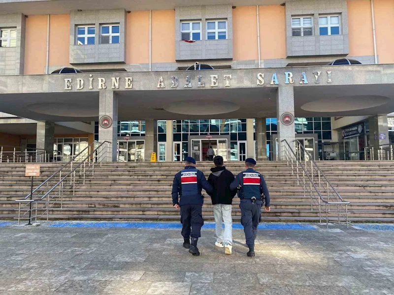 Edirne jandarmasından kış lastiği denetimi
