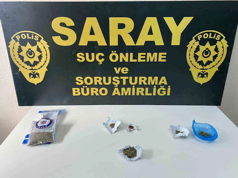 Polis ekipleri uyuşturucuya geçit vermedi
