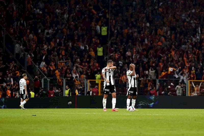 Beşiktaş, yabancı teknik direktörlerle Galatasaray’ı yenemiyor
