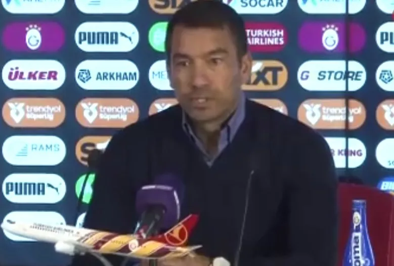 Giovanni van Bronckhorst: “Rakibimiz bizi sadece faullerle durdurabildi”