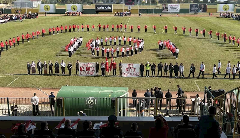 Darıca’da Cumhuriyet’in 101. yılına coşkulu kutlama
