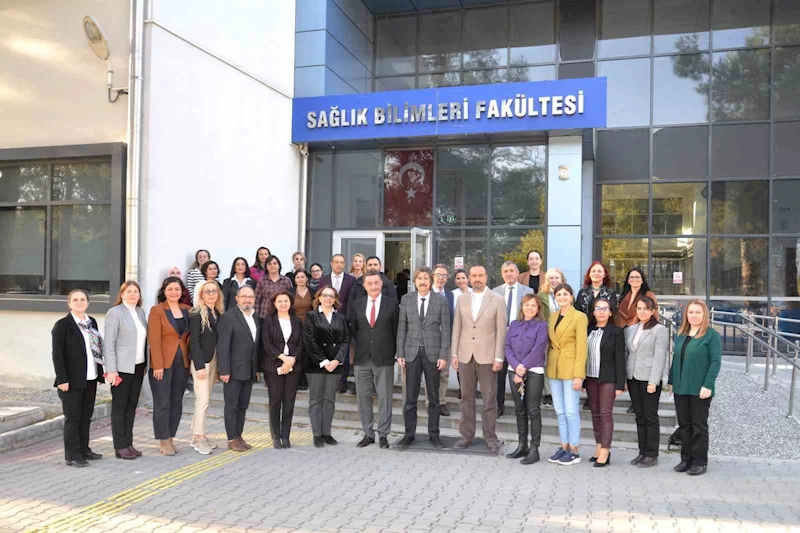 Sağlık Bilimleri Fakültesi’nin yeni dekanı Prof. Dr. Akansel oldu
