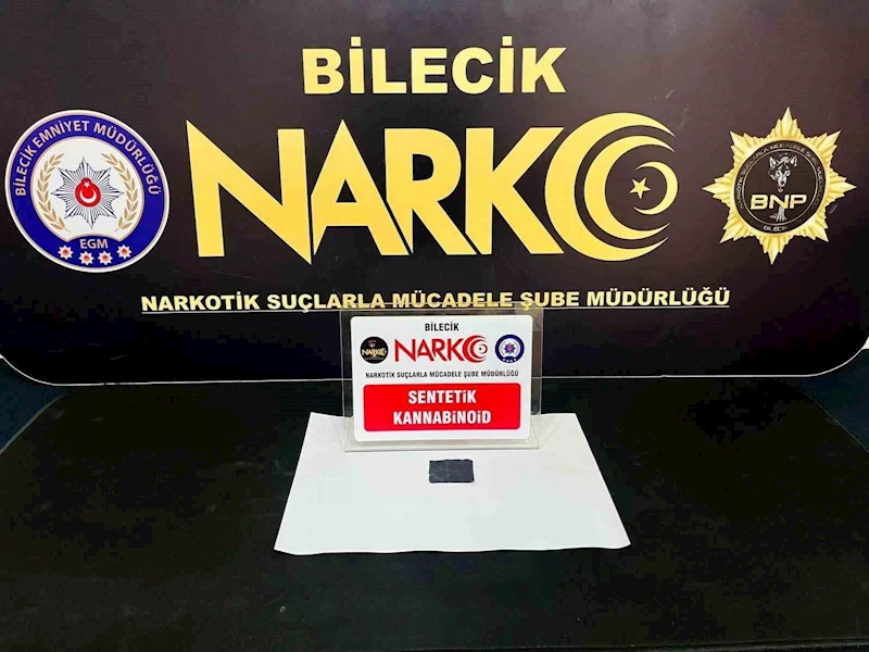 Bilecik’te otobüs terminalinde uyuşturucu madde ile yakalandı
