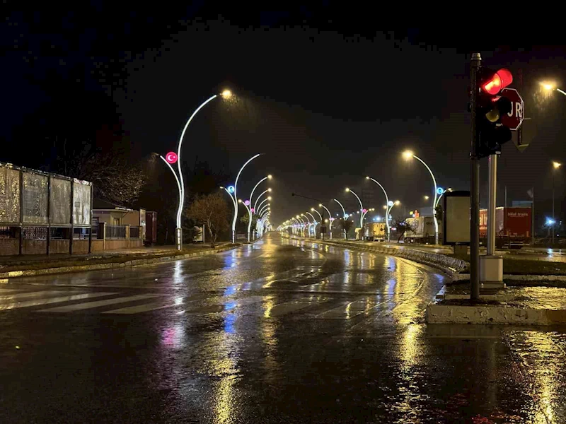 Edirne’de sağanak yağış ve lodos etkili oldu
