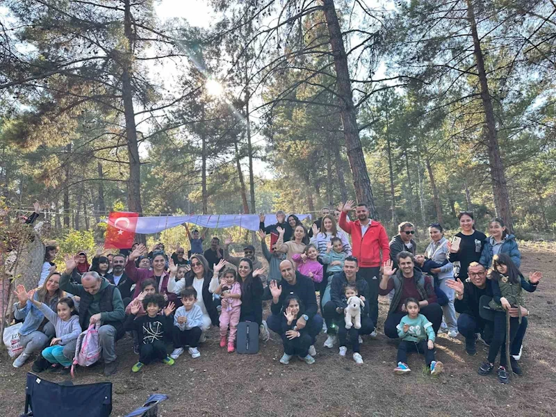 Çocuklar babalarıyla harika bir gün geçirdi
