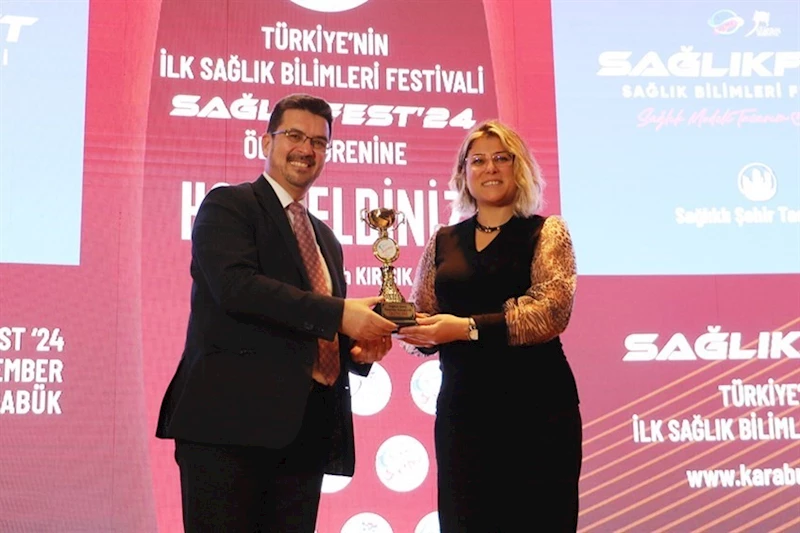 Amasya Üniversitesi’nden Sağlıkfest’te ikincilik
