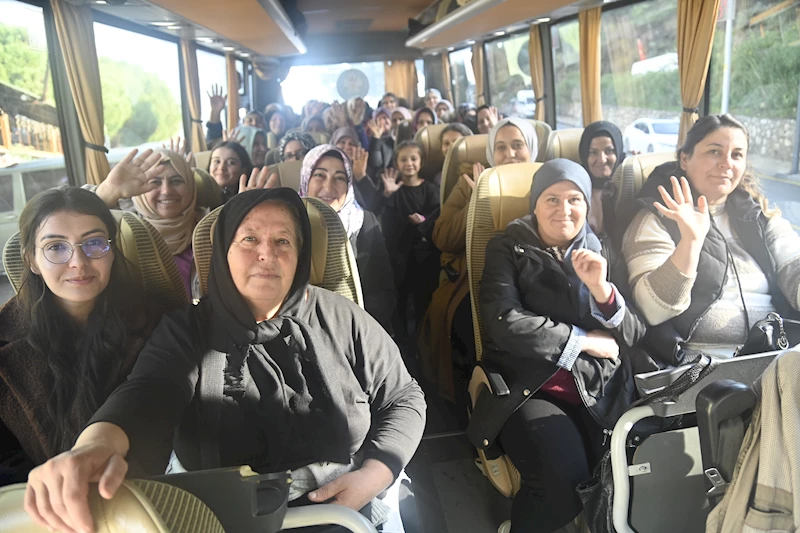 Alaşehir’den Gelen 86 Kişilik Kadın Kafilesi Manisa’yı Gezdi