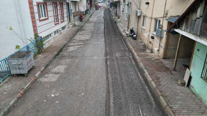 İZMİT BELEDİYESİ BAŞARAN CADDESİ’NDE VERDİĞİ SÖZÜ YERİNE GETİRİYOR