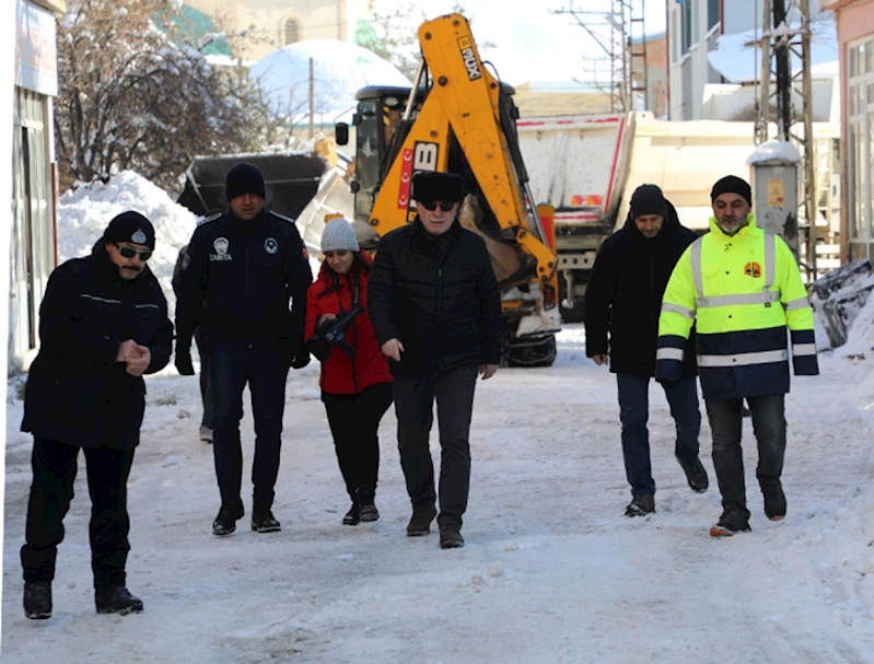 Beyaz Zorluklara Karşı, Omuz Omuza!