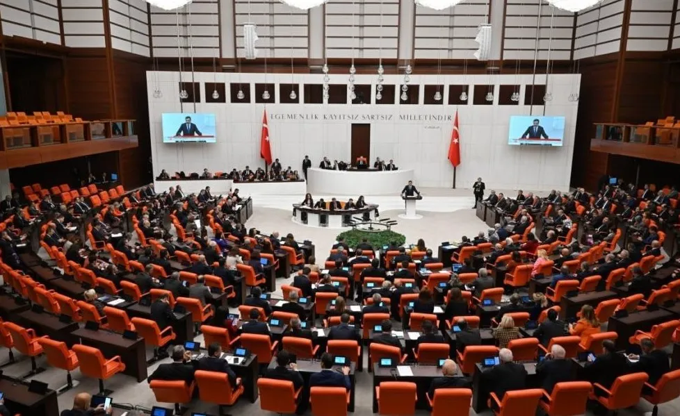 14 milletvekili partilerinden belediye başkan adayı gösterildi 