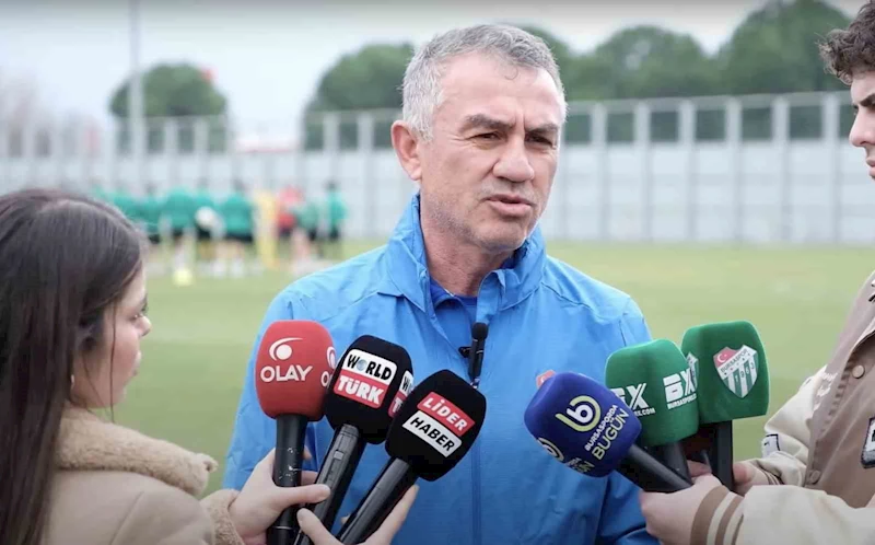 Bursaspor Teknik Direktörü Ümit Şengül: 