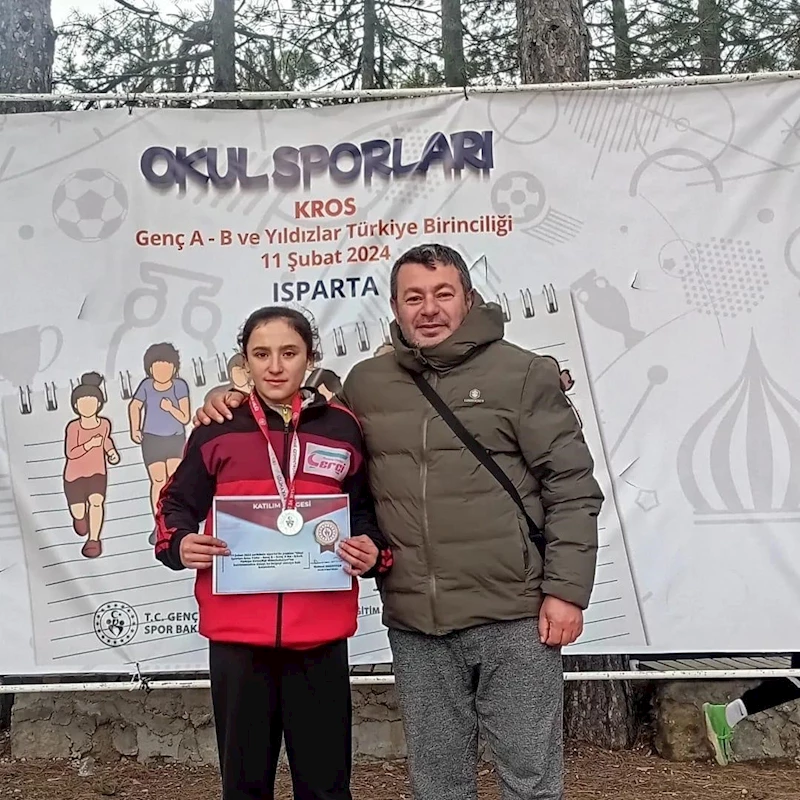 Körfezli Melek, kros şampiyonasında Türkiye 2’ncisi oldu
