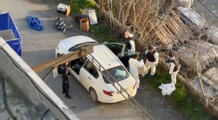 Sultangazi’de otomobildeki kişiye silahlı saldırı düzenleyen şüpheli yakalandı
