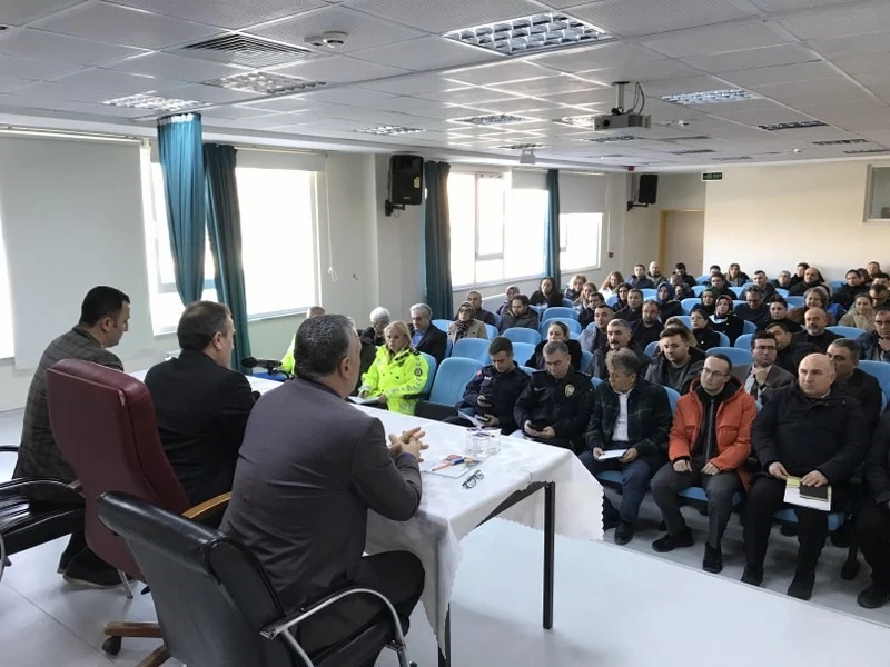 Burhaniye’de ikinci dönem eğitim öğretim tedbirleri toplantısı yapıldı
