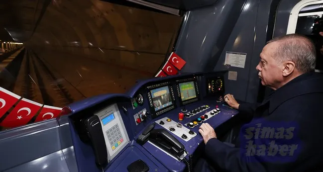 Cumhurbaşkanı Erdoğan, metro hattının test sürücünü yaptı