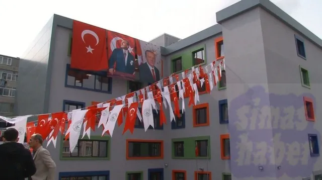 Gaziosmanpaşa’da Gazipaşa İlkokulu düzenlenen törenle açıldı