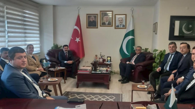 Türkiye ve Pakistan’ın ticari ilişkisi bu buluşmada konuşuldu
