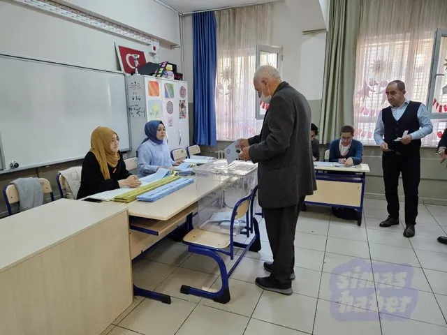 İstanbul’da oy kullanımı başladı