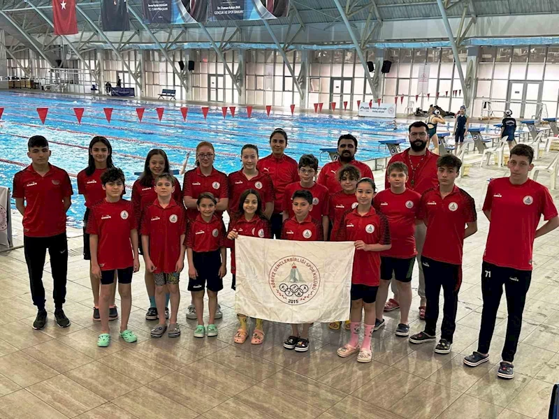 Körfezli yüzücülerin hedefi Türkiye Şampiyonası
