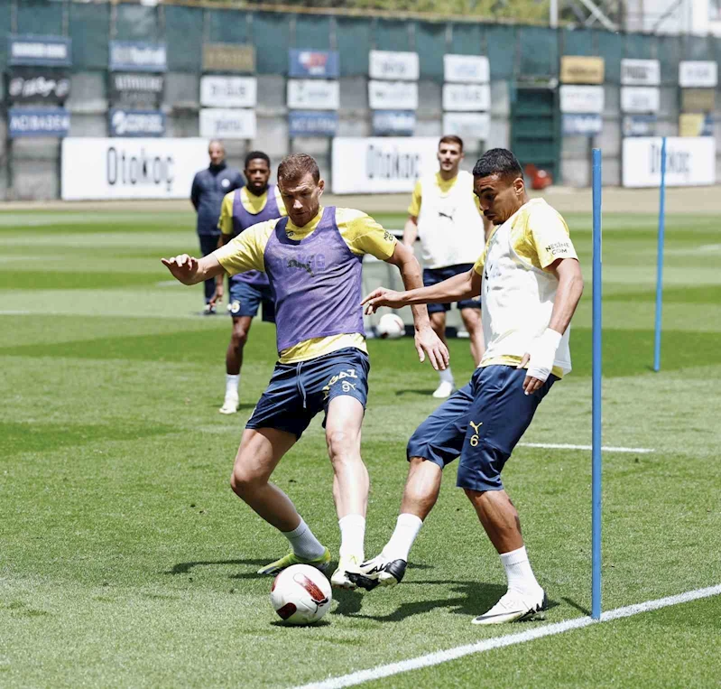 Fenerbahçe, Galatasaray derbisi hazırlıklarını sürdürdü
