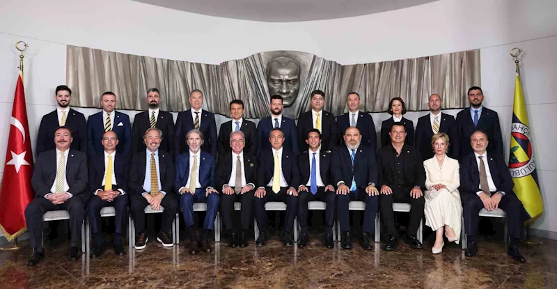 Fenerbahçe’de yeni yönetim mazbatalarını aldı
