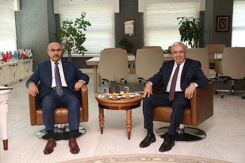 Vali Demirtaş’tan Başkan Şadi Özdemir’e ziyaret
