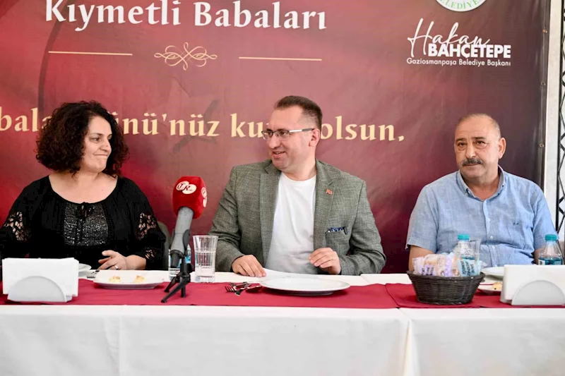 Gaziosmanpaşa Belediye Başkanı Bahçetepe şehit ailelerini ağırladı
