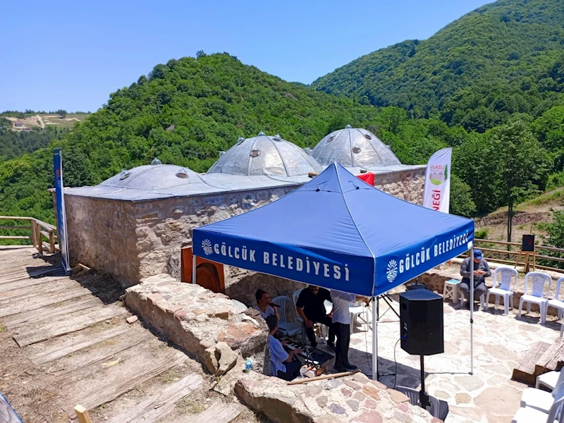 Yeniden ihya edilen tarihi hamam öğrencileri ağırladı
