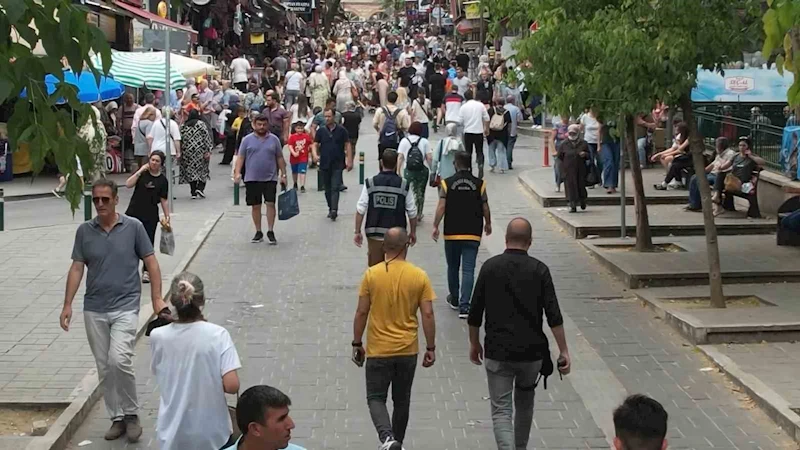 Bursa’da bayram öncesi polis kuş uçurtmadı
