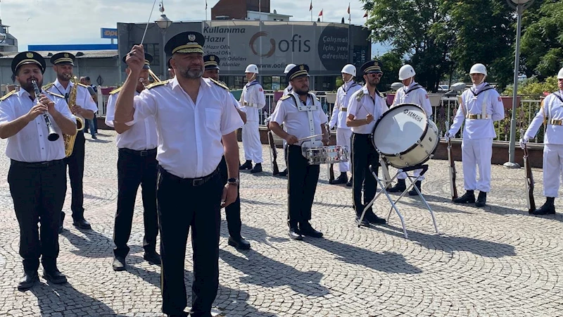 İzmit’in kurtuluşunun 103’üncü yılı
