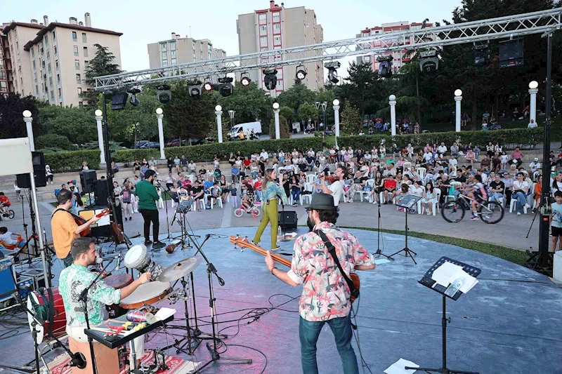 “15. Ataşehir Çevre Festivali” doğaseverleri bir araya getirdi
