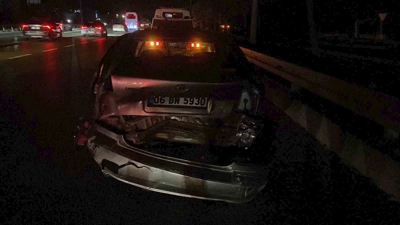 Kocaeli’nde zincirleme trafik kazası: 2 yaralı
