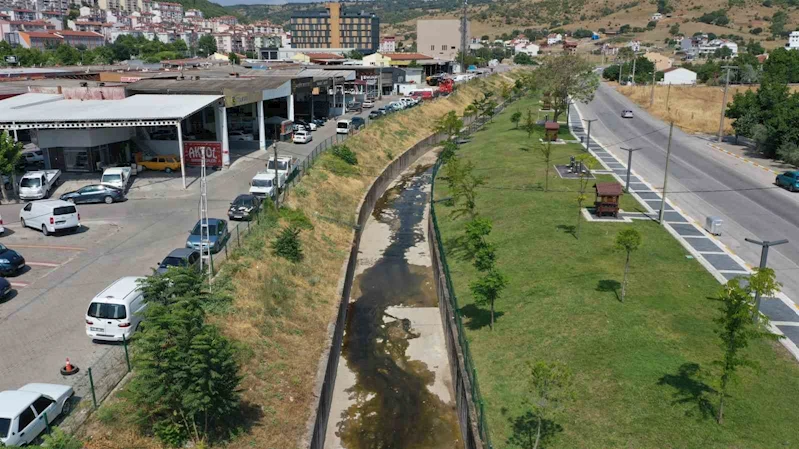 BASKİ, dere yataklarını temizliyor
