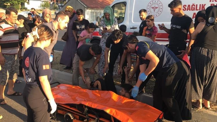 Tekirdağ’da otomobilin çarpıp kaçtığı 15 yaşındaki yaya yaralandı: O anlar kamerada
