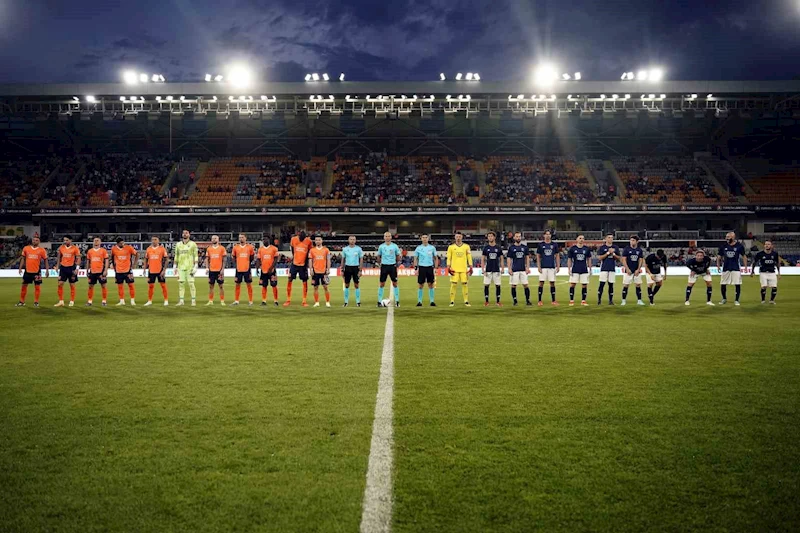 UEFA Avrupa Konferans Ligi: RAMS Başakşehir: 3 - La Fiorita: 0 (Maç devam ediyor)
